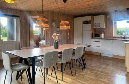 Vinderup House | Family-Friendly 4 Bedroom Retreat in Vinderup with Pool