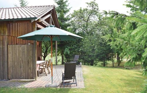 Waldmuenchen House | Welcoming Pet-Friendly Home in Waldmnchen with Kitchen