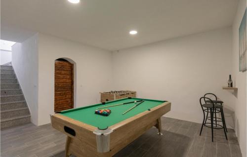 Zadvarje House | Delightful Stay at Awesome Home In Zadvarje with Pool