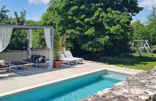 Debeljuhi House | Cozy Villa for 5 with Pool & Pet-Friendly Amenities
