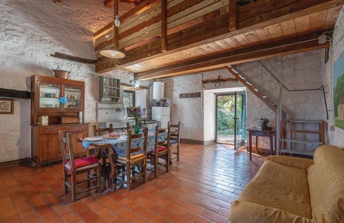 Pieve Santo Stefano House | Charming Stone Retreat Near Apennines with Pool & Spa