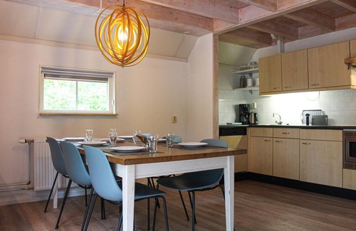 De Bult House | Relaxing Getaway at Buitengoed Fredesheim in Steenwijk