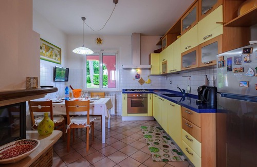 Trecastelli House | Coastal Retreat with Pool, Ideal for Family Getaways