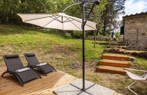 Castelnuovo di Val di Cecina House | Awesome home in Castelnuovo Val di Cec