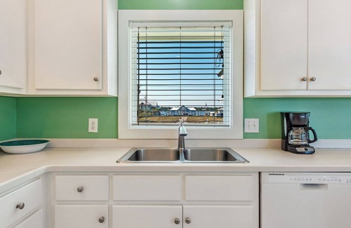 Gulf Shores House | Discover Summertide: 8BR Beachfront Retreat with Pool