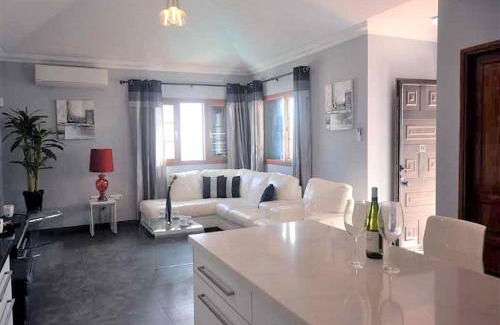 Puerto del Carmen Villa | Inviting Villa Tacataca in Puerto del Carmen with Pool Table