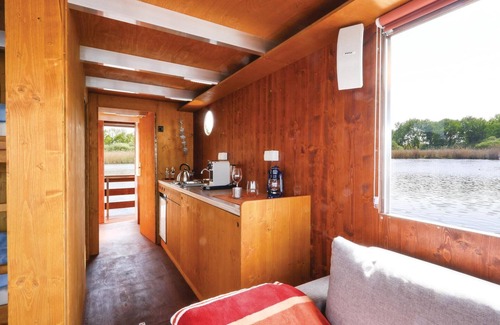Radewege Boat Rental | Cozy 2 Bedroom Retreat with Lake View in Radewege