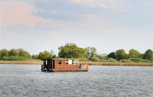 Radewege Boat Rental | Cozy Ship in Radewege with Family-Friendly Amenities