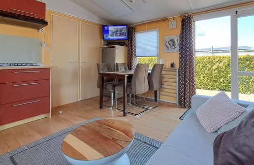 Tzummarum House | Awesome (sta)caravan in Tzummarum