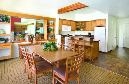 Redmond Resort | Experience Beautiful Summers and Winters at Our Hotel