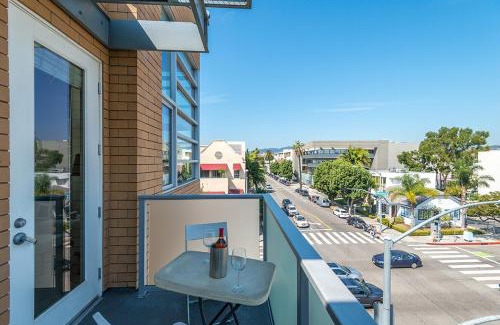 Pico Apartment | Spacious 2 Bedroom Suite with Pet-Friendly Amenities