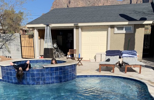 Apache Junction House | Awesome views of the Superstition Mountains!