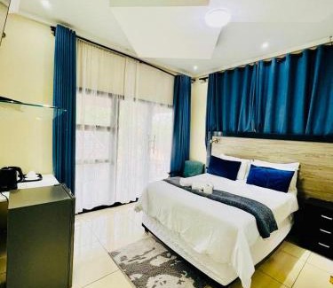 Richards Bay House | Family-Friendly Awethu Guest House with Pool & Breakfast