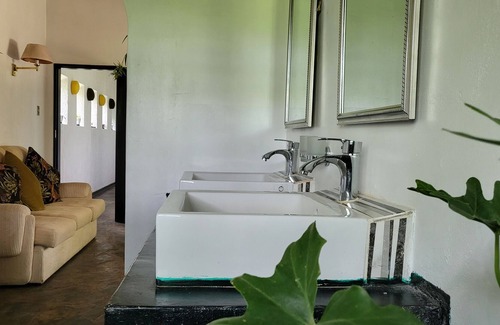 Pretoria Other | Awoken House of Consciousness - Peaceful & tranquil, curated for wellnes & rest.