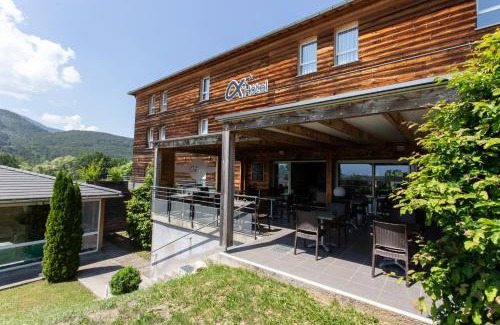 Chorges Hotel | Relaxing Ax Hôtel Spa & Restaurant with Oceanfront Views