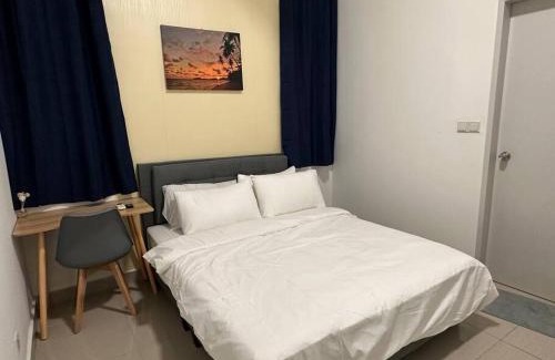 Setia Tropika Apartment | Relax at AX Residence: Family-Friendly with Pool Access