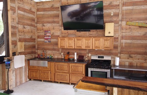 Concan Apartment | Exclusive Riverfront Retreat: Axel's Hideaway Awaits You