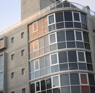 Ciudad Vieja Hotel | Stylish Stay at AXSUR Design Hotel with Hot Tub & Dining