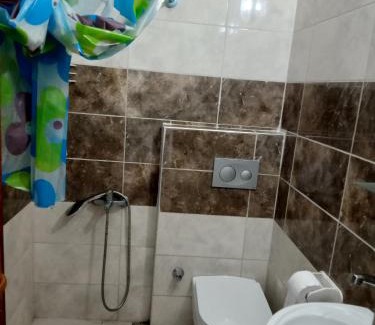 Mentese Apartment | Cozy Stay at Ayşen Ablanın Yeri with Oceanfront Access