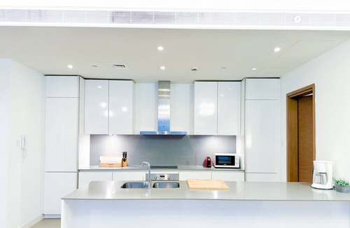 Al Wasl House | Ideal 1BR Apartment with Pool and Balcony in City Walk