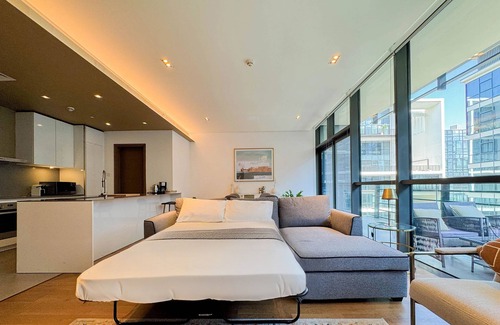 Al Wasl Apartment | Elegant 1BR Apartment in CityWalk with Scenic Views