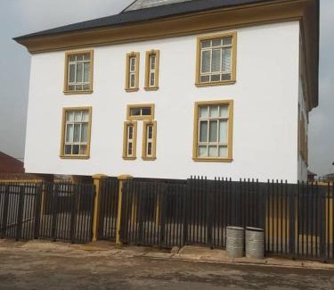 Ibadan Hotel | Discover AYAAKAJE GUEST HOUSE: 4-Star Family-Friendly Stay
