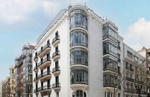 Goya Apartment | Experience Ayala 63 - The Arc Collection: Rated 9.4/10