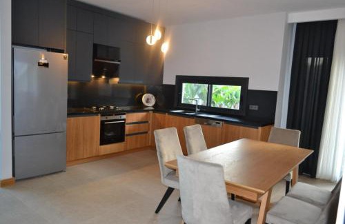 Cesme Villa | Modern Ayayorgi Rooms with Pool and Family-Friendly Amenities