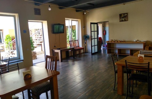 Aushiger Hotel | Budget-Friendly Stay at Ayaz with Kitchen Amenities