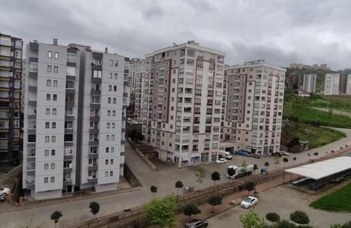 Akcaabat Apartment | Family-Friendly Aydamsel Konaklama with Ocean Views