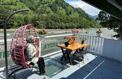 Ardesen Hotel | Guest Rated: Ayder Vip River with Hot Tub & Family-Friendly Amenities