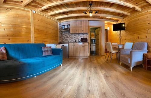 Ayder Yaylasi Apartment | Stay at Ayder Yardımcı Apart: Family-Friendly Comfort Awaits