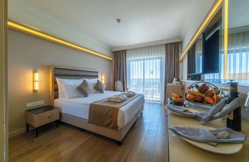 Evrenseki Resort | Indulge at Aydinbey King's Palace & Spa - All Inclusive Escape