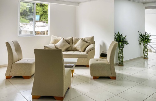 Dosquebradas Hotel | Discover Ayenda 1138 Apartahotel 109: Family-Friendly Comfort
