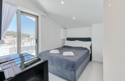 Dafni-Ymittos Apartment | Ayla Studio Athens