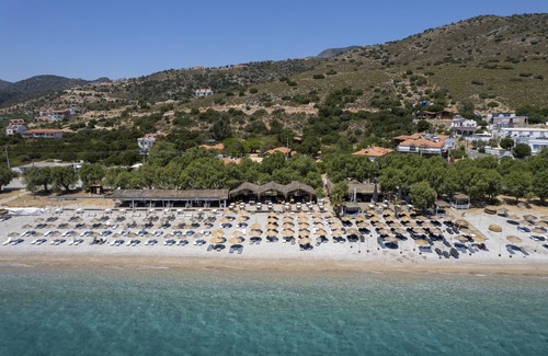 Palamutbuku Ski Chalet | Exceptional Aylin Ahşap Evler with Ocean Views
