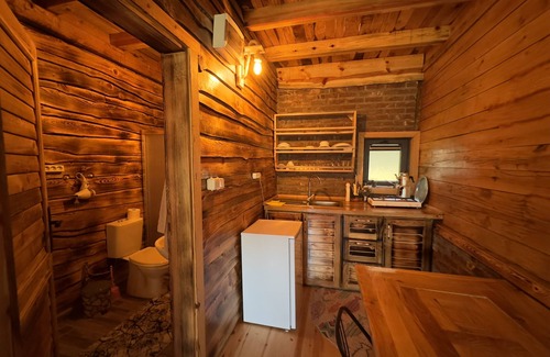 Iznik Hotel | Experience Comfort at Aynştayn Chalet Dağ Evleri