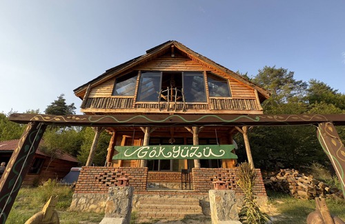 Iznik Hotel | Experience Comfort at Aynştayn Chalet Dağ Evleri