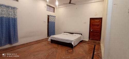 Faizabad House | Top-Rated Ayodhya Homestay: Family-Friendly Comfort Awaits