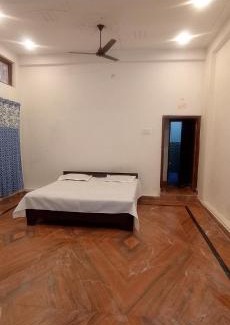Faizabad House | Top-Rated Ayodhya Homestay: Family-Friendly Comfort Awaits