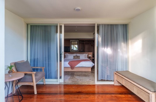 Mataram Resort | Discover Ayom Suite: Family-Friendly with Pool and Dining