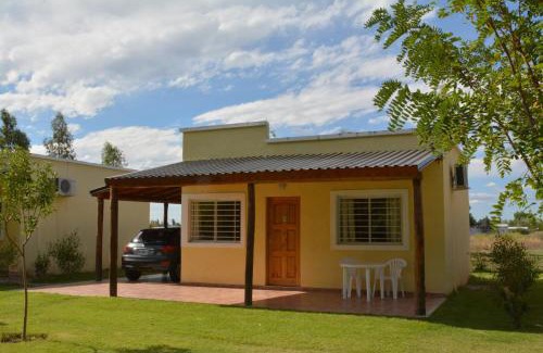 San Rafael Apartment | Discover Ayres de Cuyo: Family-Friendly with Pool Access