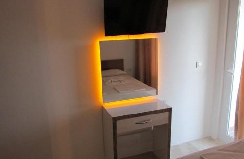 Alanya Hotel | Aysev Hotel: Oceanfront Retreat with Pool & Breakfast
