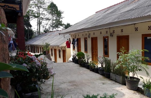 Cikembar House | Budget-Friendly AYU HOMESTAY SYARIAH in Sukabumi