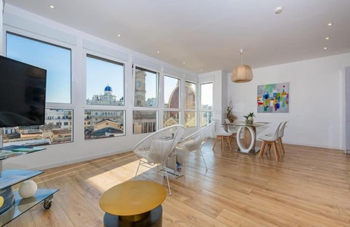Sant Francesc House | Unique Ayuntamiento Panoramic: Family & Accessibility Focused