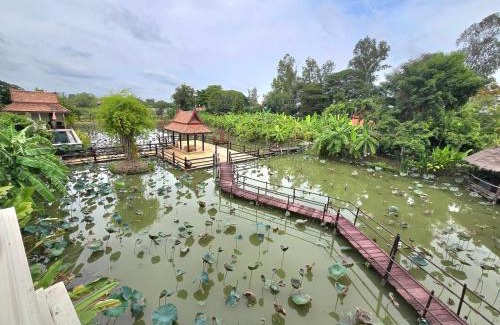 Bang Krasan Hotel | Discover Ayutthaya Garden River Home with Oceanfront Views