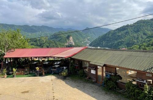 Arakli Hotel | Experience AYVADERE 102: Mountain View & Family-Friendly Stay
