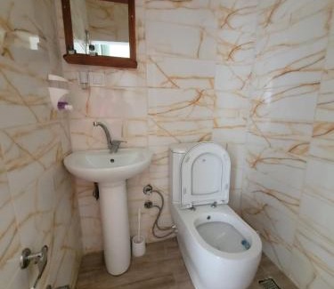 Ayvalik City Center House | Discover Family-Friendly Comfort at Ayvalık La Vita Butik Otel