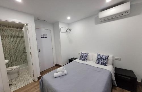 Malaga-Este Hotel | Discover AYZ Elcano - Convenient Auto Check-In Experience
