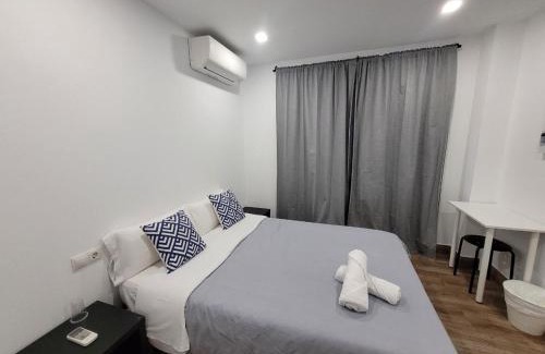 Malaga-Este Hotel | Discover AYZ Elcano - Convenient Auto Check-In Experience